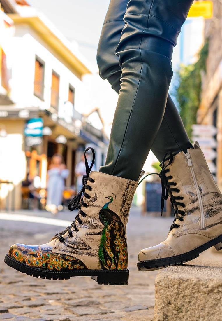 Kadın Vegan Deri Bej Fermuarlı Uzun Bot - Gracious Feathers Tasarım