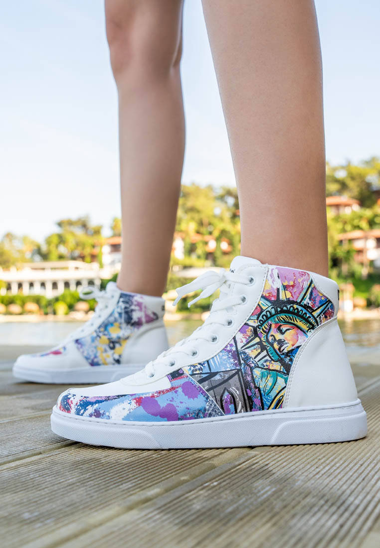 Kadın Vegan Deri Beyaz High Sneakers - New York State of Mind Tasarım