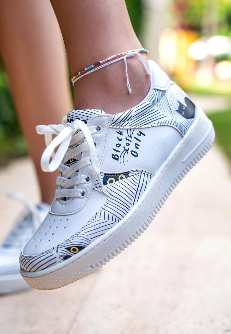 Kadın Vegan Deri Beyaz Sneakers - Black Cats Only Tasarım