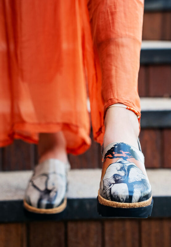 Women Vegan Leather Black Wedge Sandals - Sunset Animals